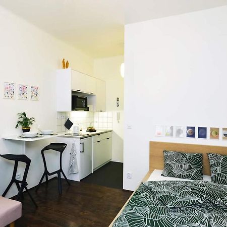 Lazy Sofa ° Apartment Hradec Kralove Luaran gambar