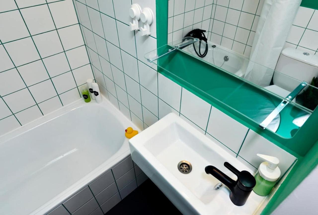 Lazy Sofa ° Apartment Hradec Kralove Luaran gambar
